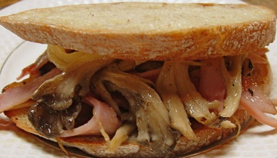  Frondosus Man's Sandwich 